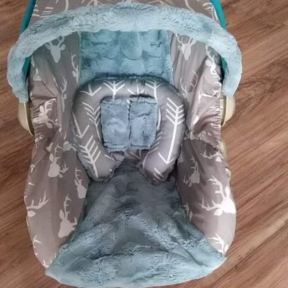 Carseat Canopy - Picture 2 of 2